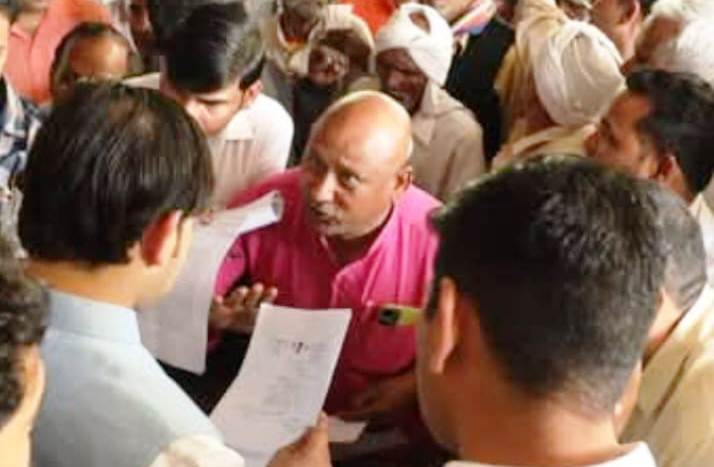 समाज की समस्याएं राज्यमंत्री के समक्ष रखीं