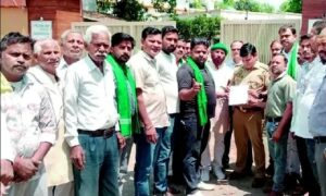 मैनपुरी में अहिल्याबाई होल्कर किसान सेवा संगठन ने किया पुलिस के खिलाफ प्रदर्शन