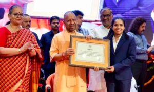 मुख्यमंत्री ने सौंपा प्रीति पाल को बीडीओ का नियुक्ति पत्र