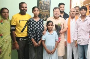विधायक ने किया सीएल धनगर मयारू का सम्मान