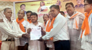प्रतिभाशाली विद्यार्थियों एवं वरिष्ठ समाजसेवियों का सम्मान