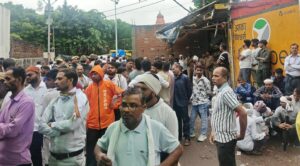हाईटेंशन लाइन की चपेट में आकर चाचा-भतीजे की मौत, एआईबीसीएफ की टीम ने दिलाया इंसाफ