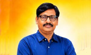 इल्ली से तितली तक-एक समाज की कहानी!