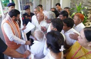 मुख्यमंत्री से मिला पलवल का प्रतिनिधिमंडल